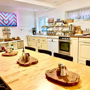 New Mitte Free Snack Hot Tea And Coffee Hostel